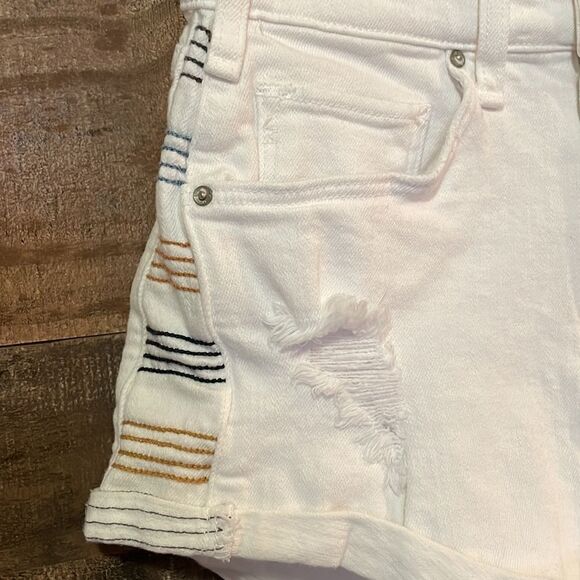 McGuire Damn Fine Baja High Rise White Jean Shorts with Embroidery - Picture 4 of 12